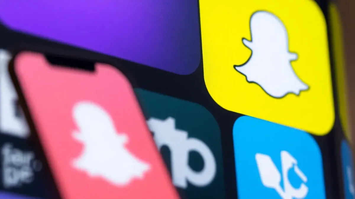 Snap connaît une hausse de 13% suite aux appels à une transformation axée sur l'IA