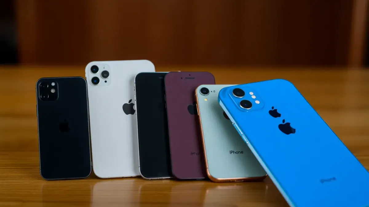 Cinq iPhones en liquidation : de 1359 à 419 €, une offre à ne pas manquer !