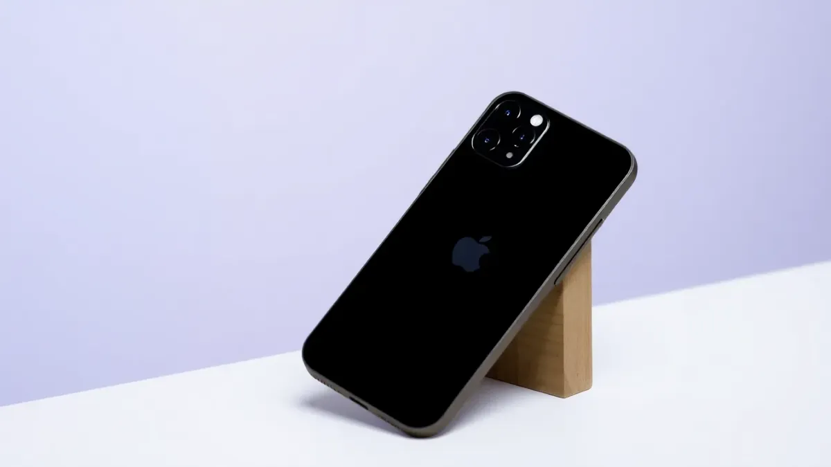 L'iPhone 14 reste un incontournable en 2026 : prix à 749 € jusqu'à minuit !